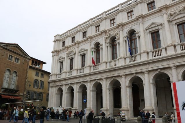 Bergamo, Sightseeing from Venice to Milan